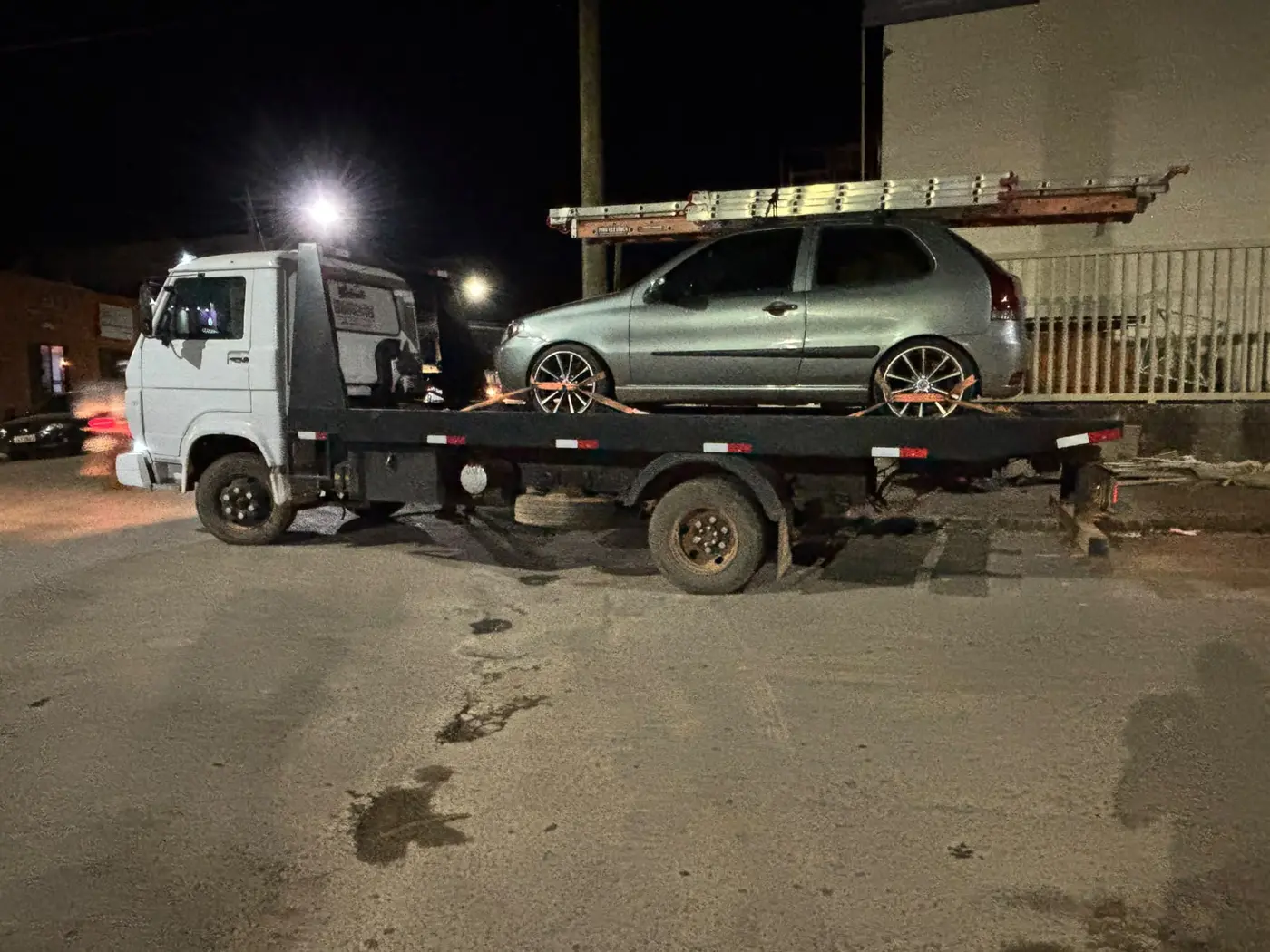 Atendimento noturno de guincho em Formosa-GO